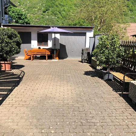 Ferienwohnungen Fuhrmann-Burg Ellenz-Poltersdorf Exterior foto